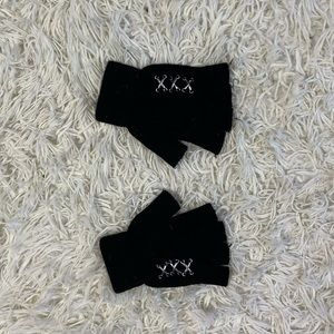 Hot topic fingerless gloves